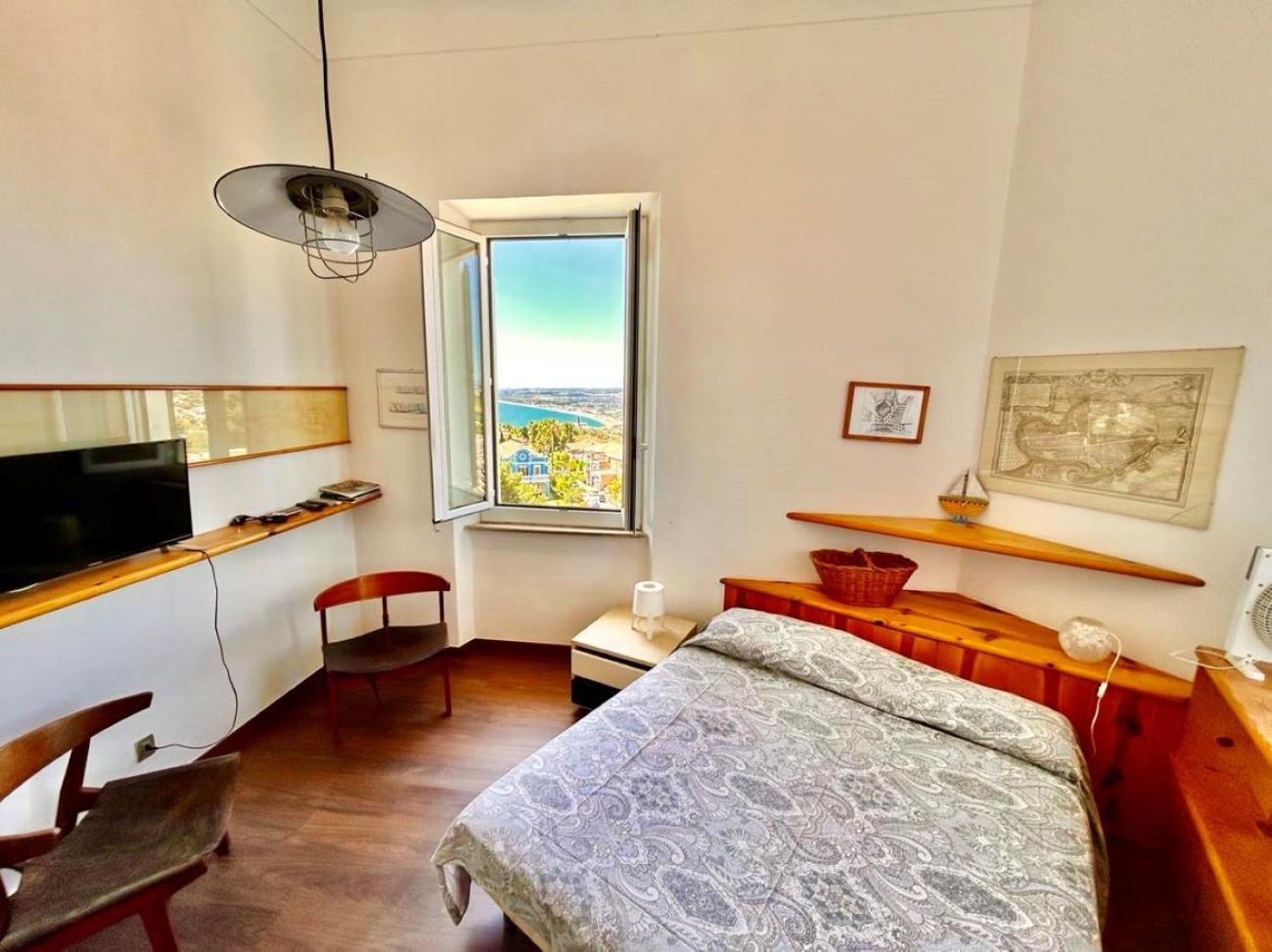 Paulis - Semiattico In Pieno Centro A Sirolo, Con Meravigliosa Vista Mare Daire Dış mekan fotoğraf