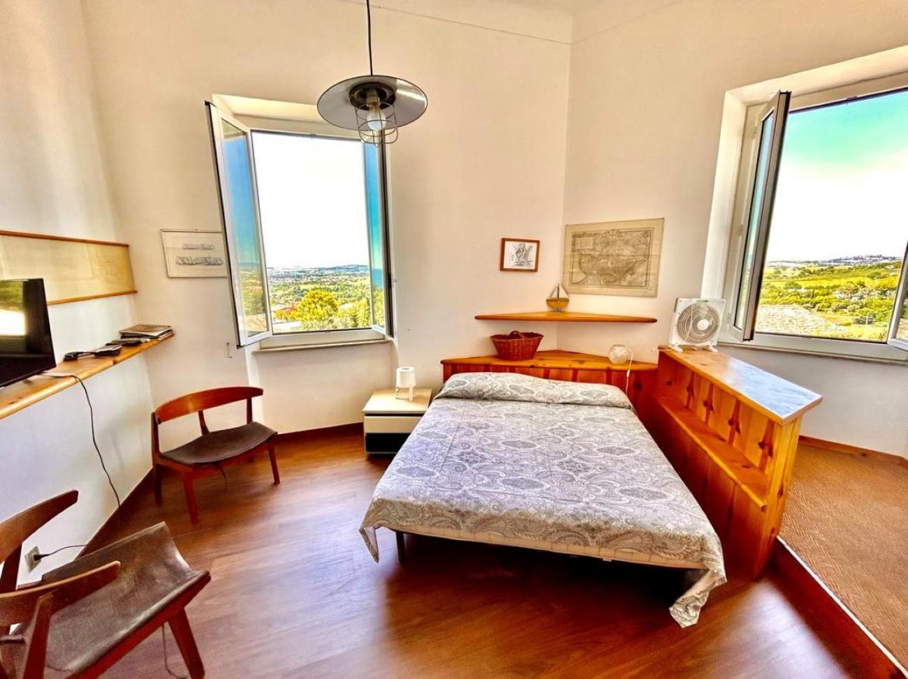 Paulis - Semiattico In Pieno Centro A Sirolo, Con Meravigliosa Vista Mare Daire Dış mekan fotoğraf